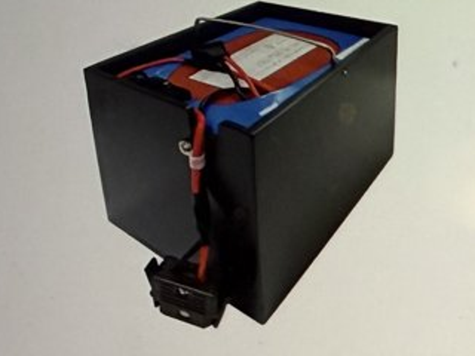 TUSA SAV-7 EVO3 replacement lithium-ion scooter battery in its black case with the connector on the side