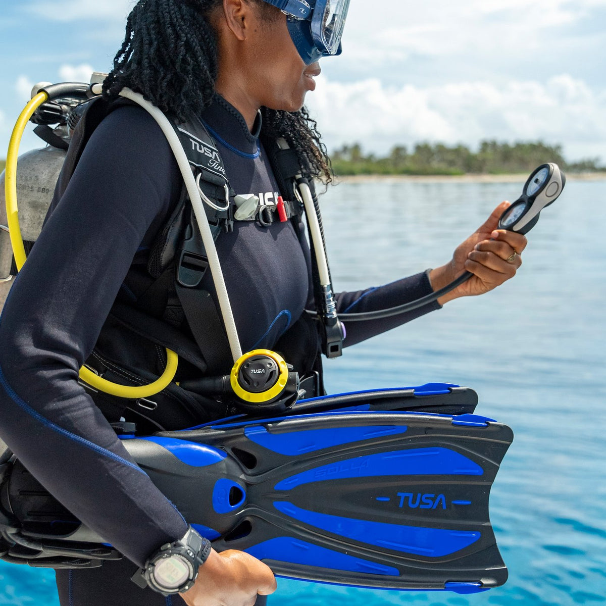 Tusa Solla Fin with Bungee Strap